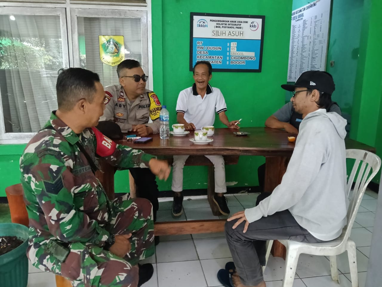 63a06ac1-67e2-474e-892d-aeb382a69103